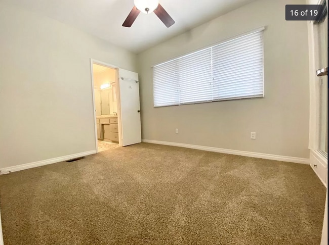 Building Photo - Don't miss out!! 2 Br/1 BA Home!!