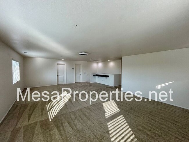 Building Photo - 6966 Madison Ln