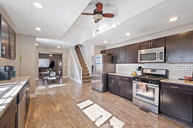 Building Photo - 43-45-45 S 13th St