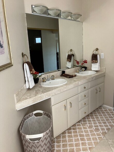 Master Bathroom - 165 Ramona Rd