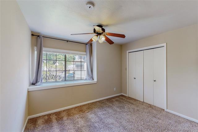 Building Photo - 426 Yacht Club Dr