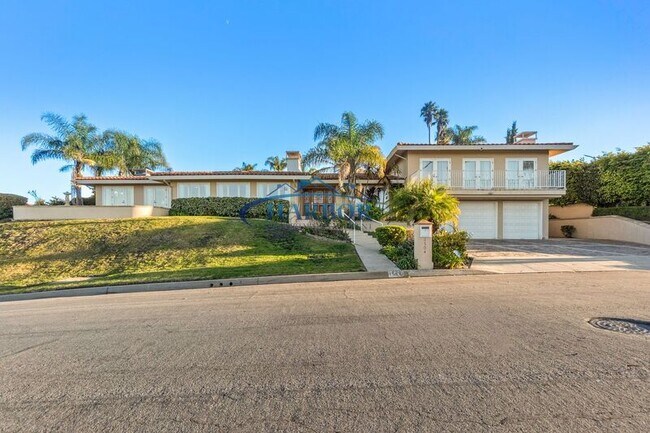 Building Photo - 1504 Vía Margarita