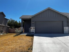 Building Photo - 1725 Davidson Rnch Dr