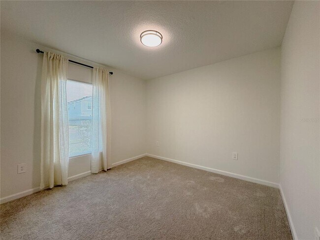 Building Photo - 3079 TOTEM Rd