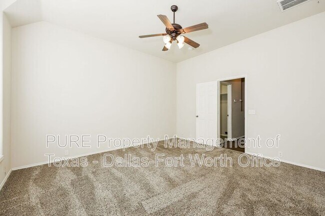 Building Photo - 3013 St Frances Dr