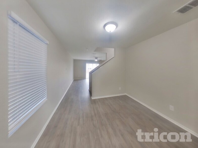 Building Photo - 4518 Safe Hbr