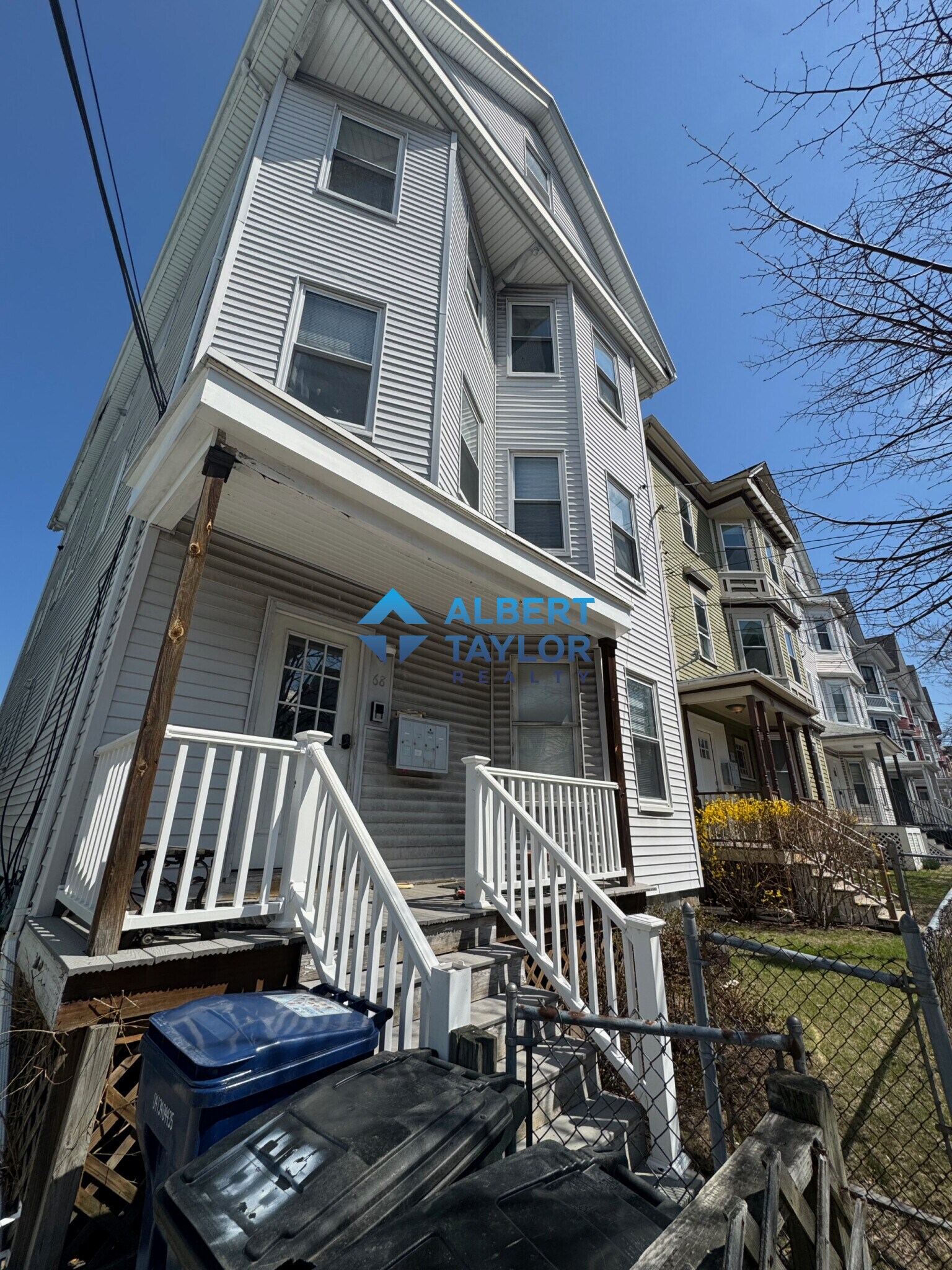 Building Photo - 68 Calumet St