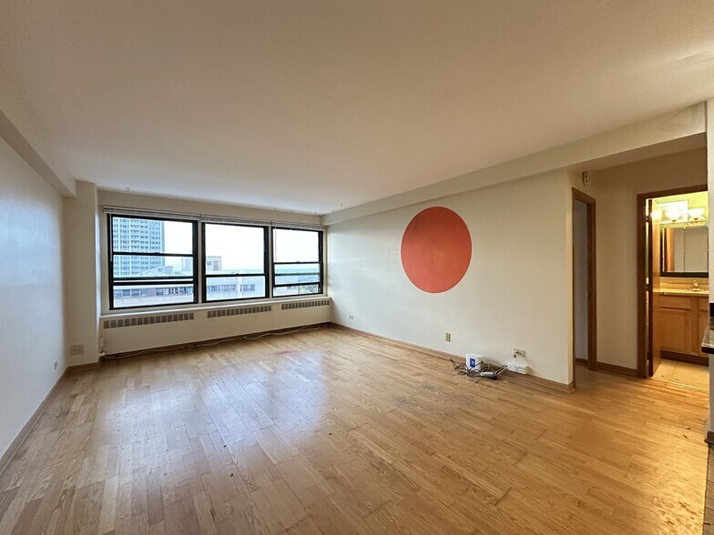Building Photo - 4180 N Marine Dr