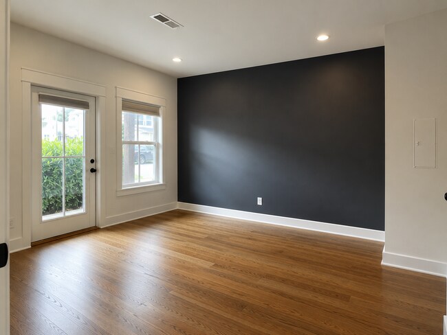 Building Photo - 127 Allison Way