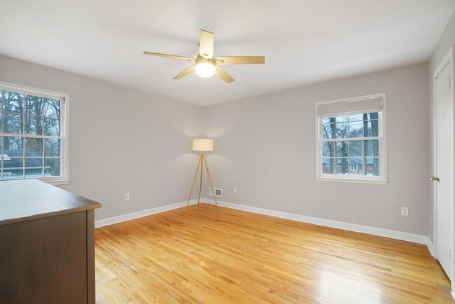 Building Photo - 8722 Falkstone Ln