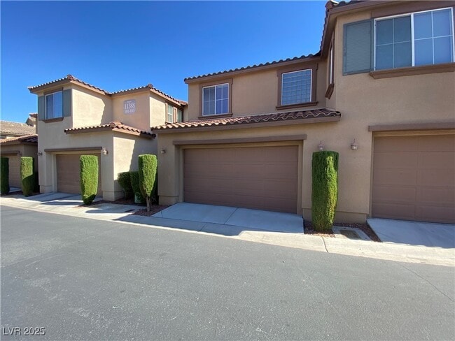 Building Photo - 11388 Newton Commons Dr