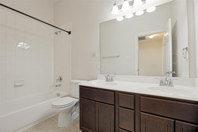 Building Photo - 5112 Datewood Ln