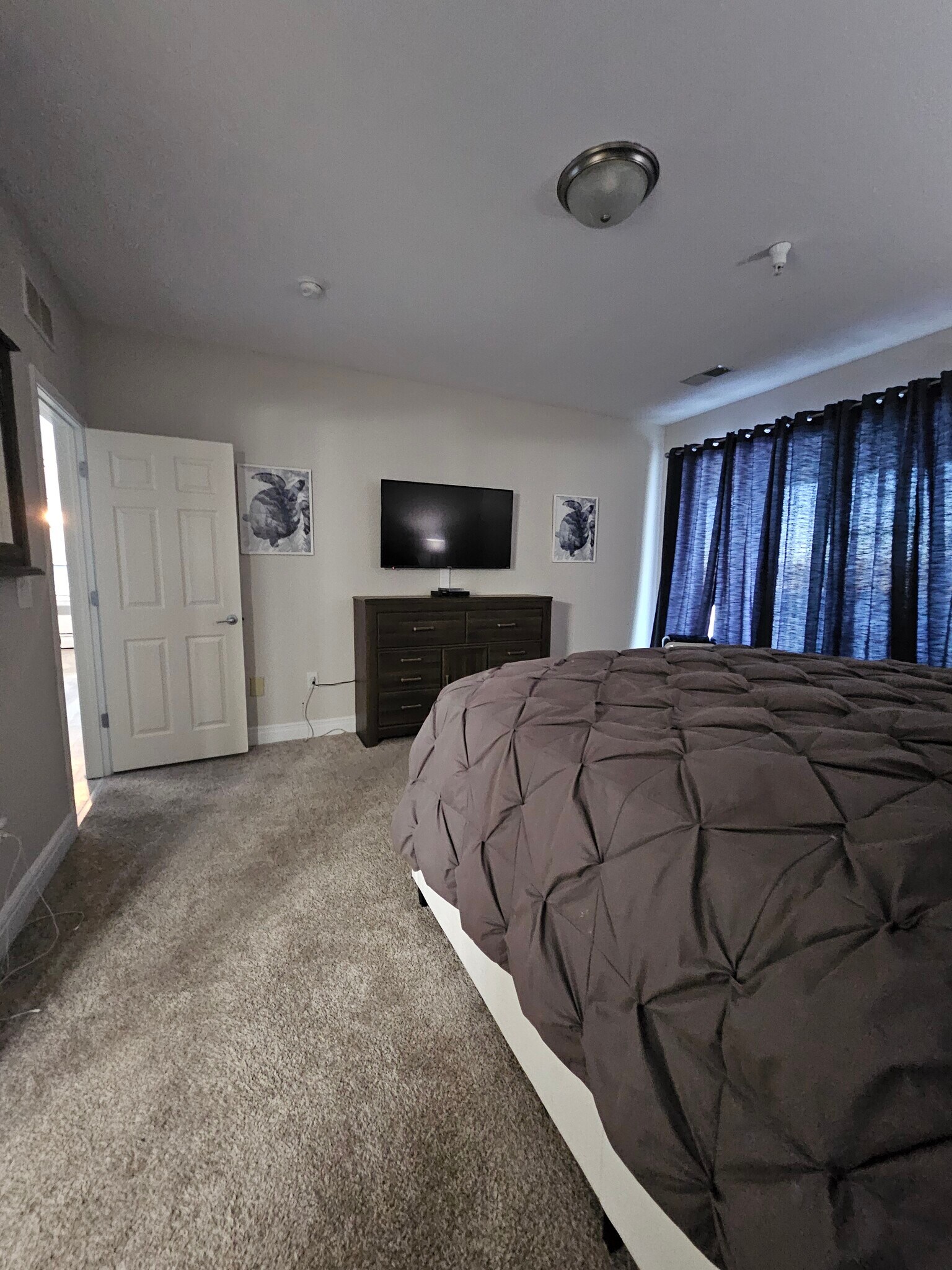 Building Photo - 230 Plaza Gardens Ct