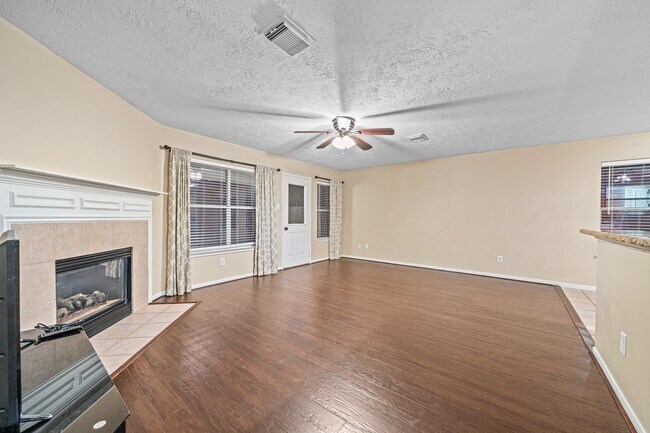 Building Photo - 19603 Yaupon Mist Dr