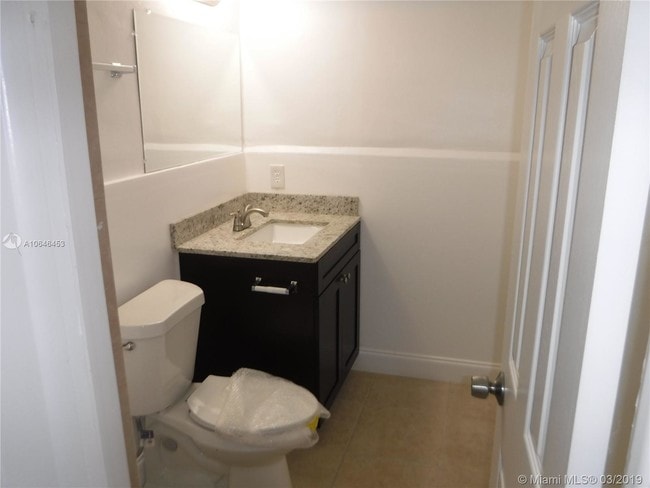 Building Photo - 2625 N Andrews Ave