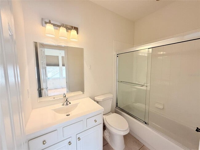 Building Photo - 902 Waterside Dr