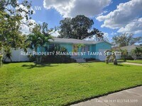 Building Photo - 831 4th Ave NW