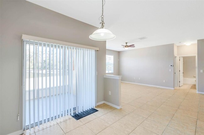 Building Photo - 20209 Merry Oak Ave