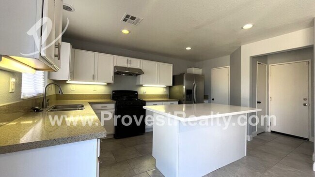 Building Photo - 9334 Azurite Ave