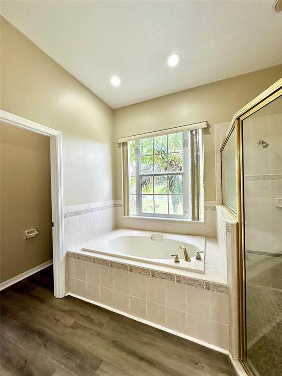 Building Photo - 2630 High Ridge Dr