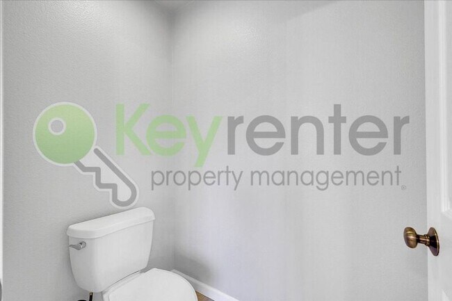 Building Photo - 1444 Eaglesfield Ln