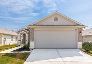 Building Photo - 14007 Levy Ln