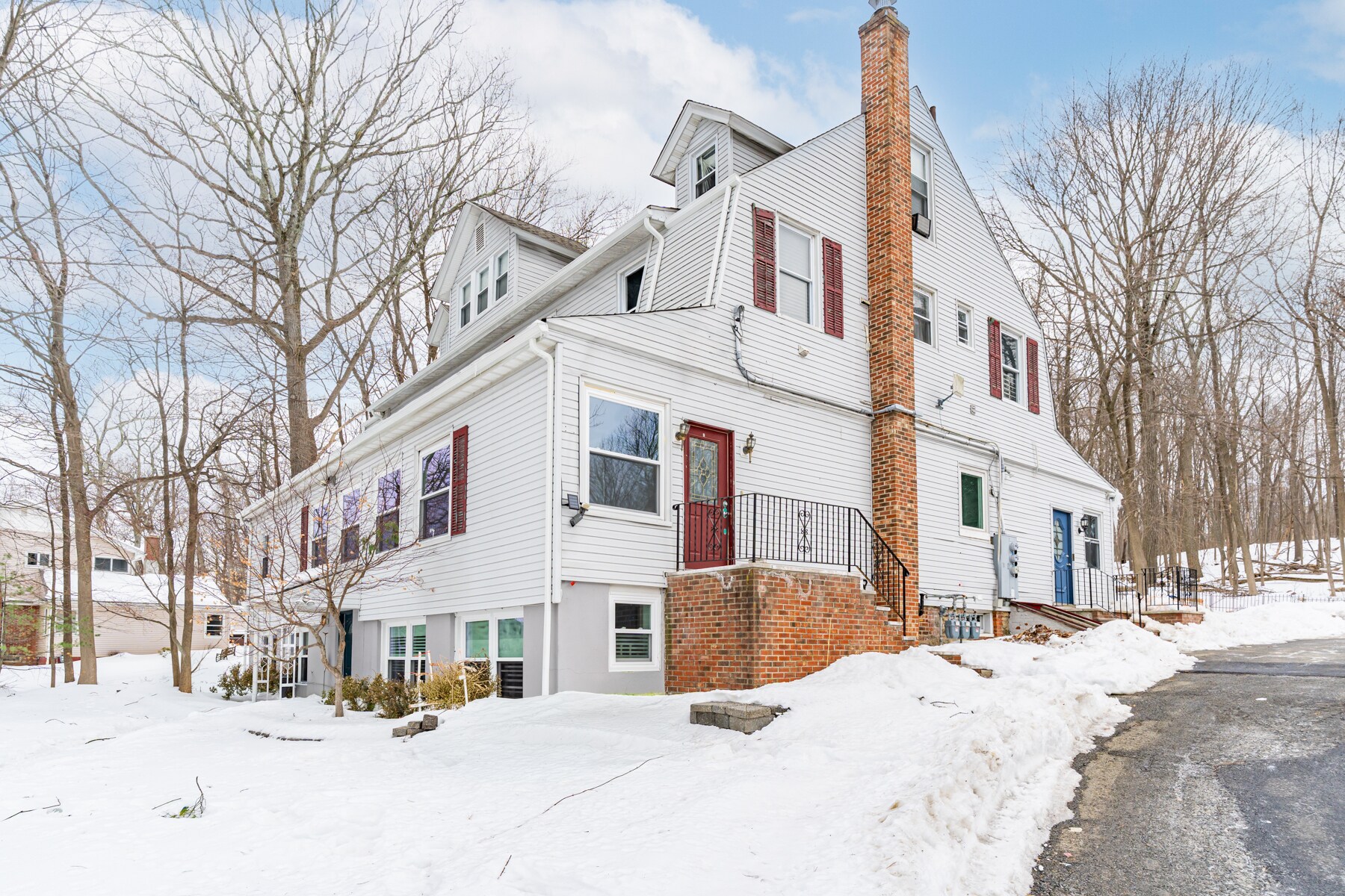 Building Photo - 20 McGregor Ave