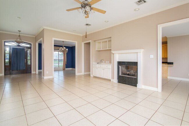 Building Photo - 6102 Coty Dr