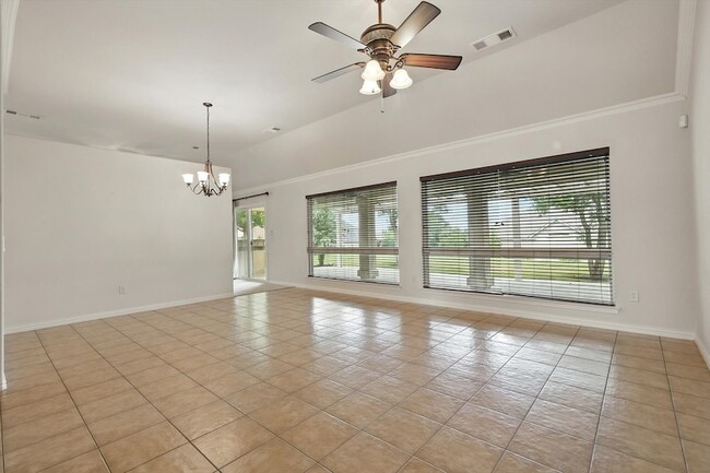 Building Photo - 10000 La Jolla Way