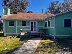 Building Photo - 2 Bedroom 2 Bath House