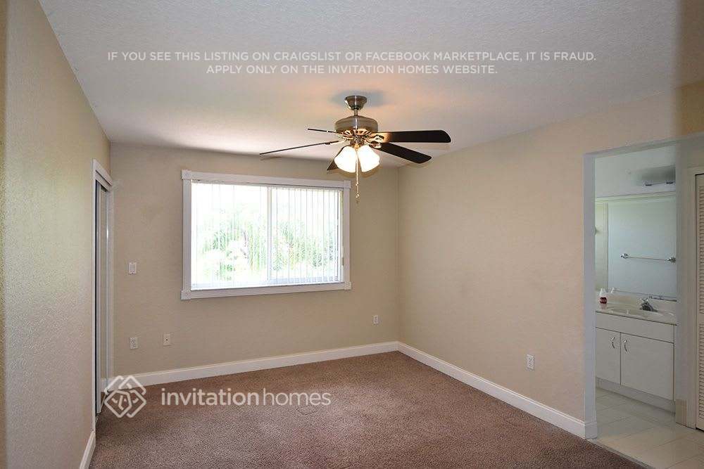 Building Photo - 14903 SW 159th Pl
