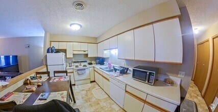 Building Photo - 3D Tour Available - 4 Bedroom + Washer & D...