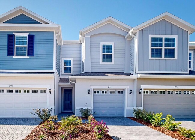 Primary Photo - 1353 Flatwood St