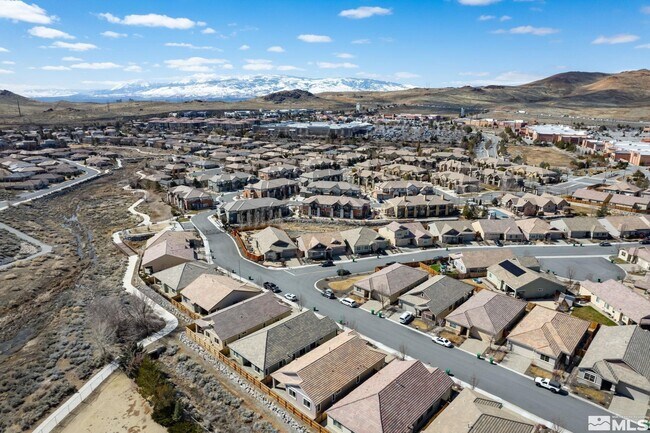 Building Photo - 4942 Monrovia Dr