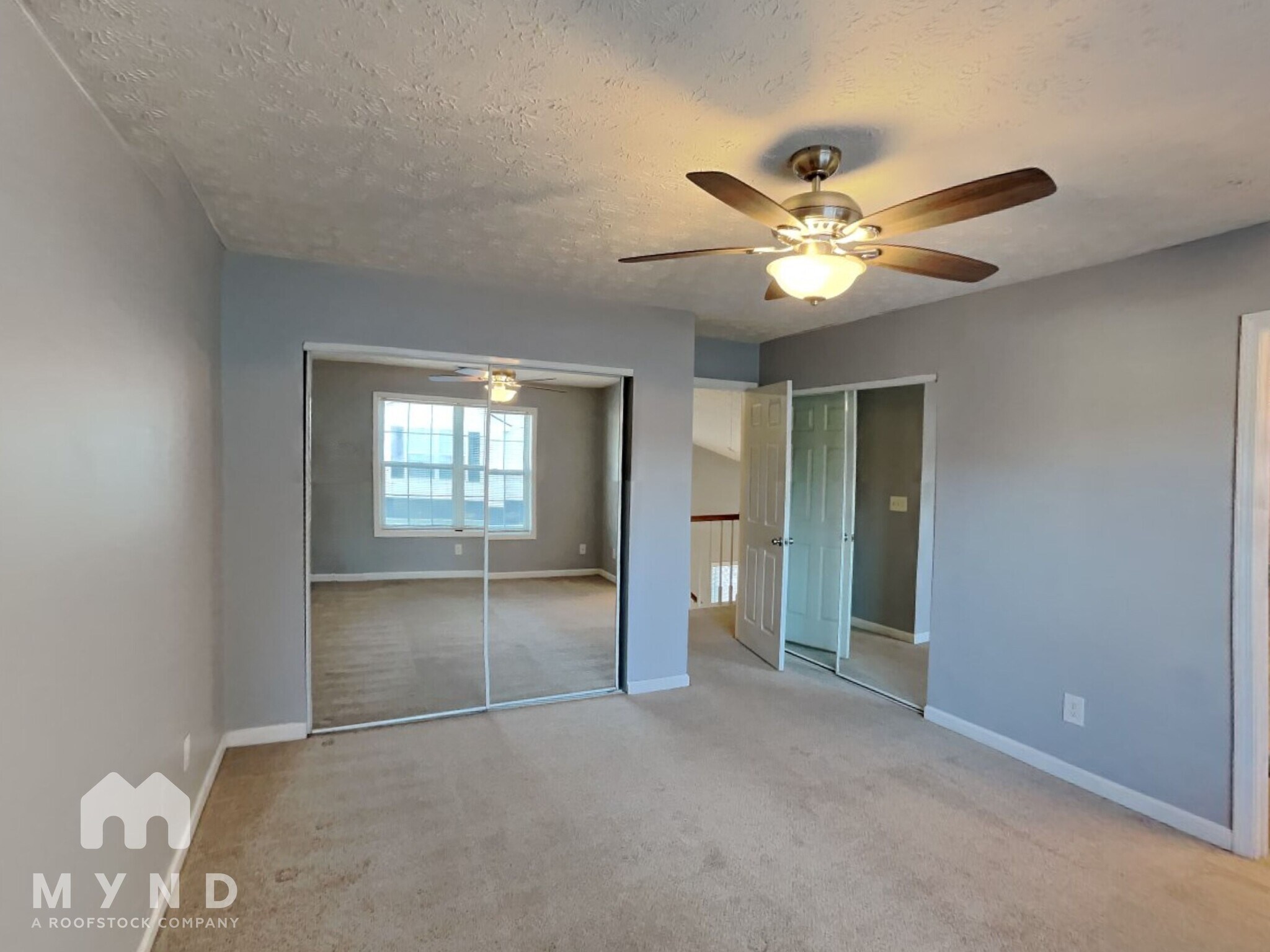 Building Photo - 664 Bedford Ct