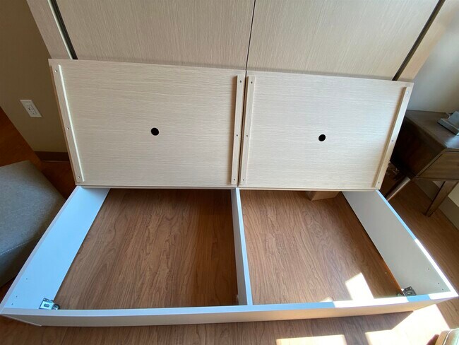 Building Photo - 83 Hanover St