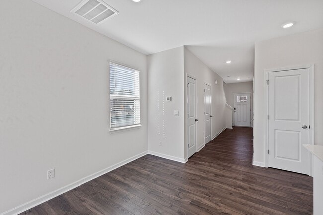 Building Photo - ***Brand New 3/2.5 Townhome in Wake Forest***