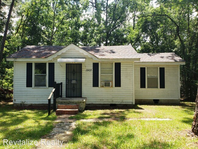 Building Photo - 2 br, 1 bath House - 1907 Halls Mill Rd