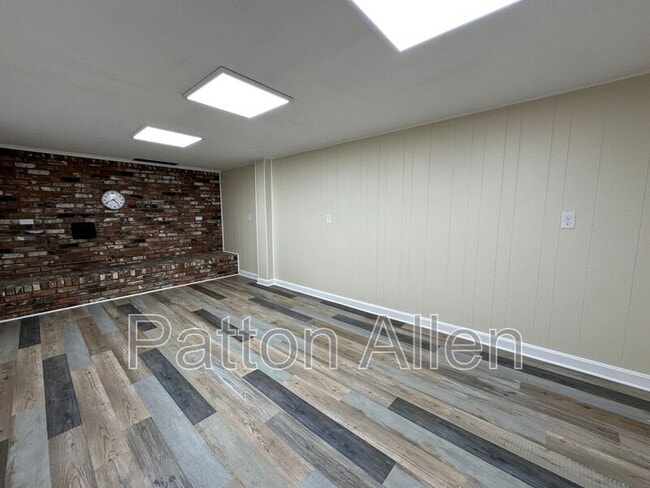 Building Photo - 35 Olivette Rd