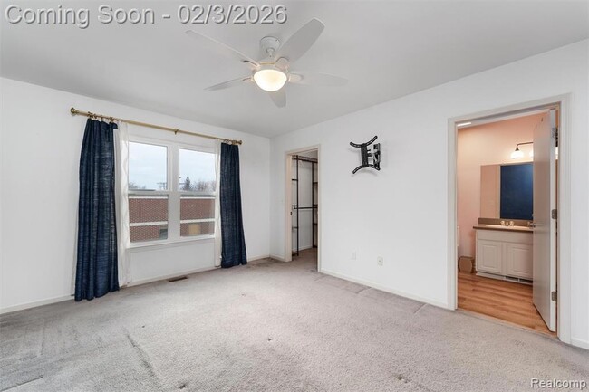 Building Photo - 7609 Woodward Ave