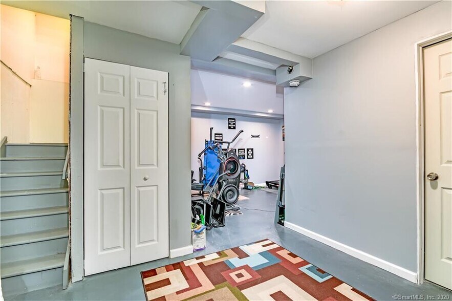 Building Photo - 31 Pheasant Run