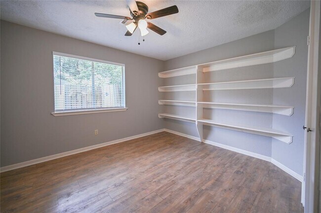 Building Photo - 2822 Swan Meadow Ct