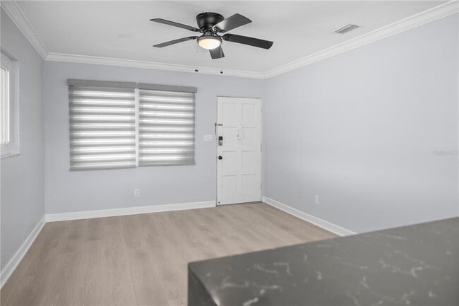 Building Photo - 132 81st Ave N