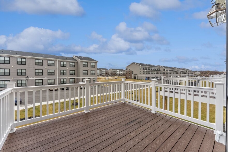 Building Photo - 46 Mariveles Way