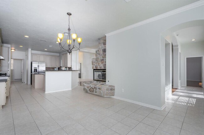 Building Photo - 22 Westwinds Cir