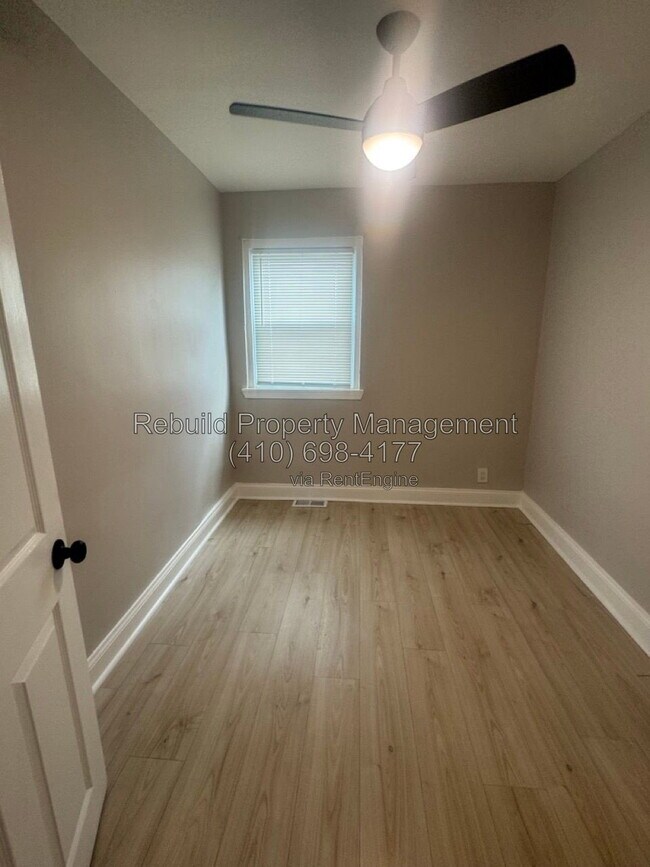 Building Photo - 2841 Oakford Ave