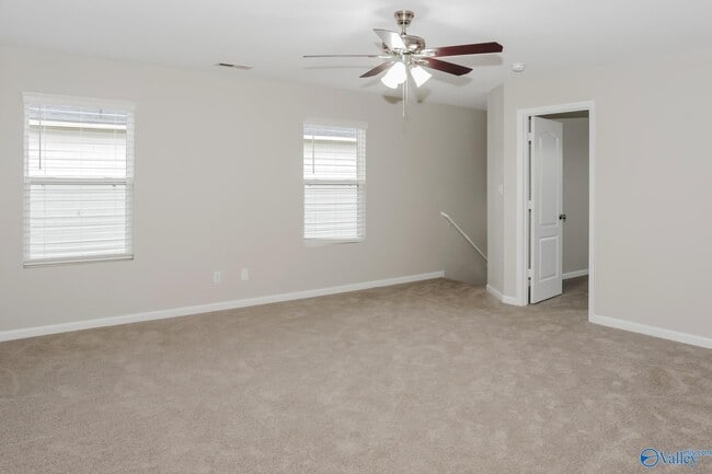 Building Photo - 141 Wethersfield Dr