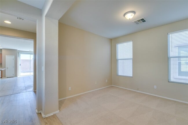 Building Photo - 5768 Mammoth Mountain St