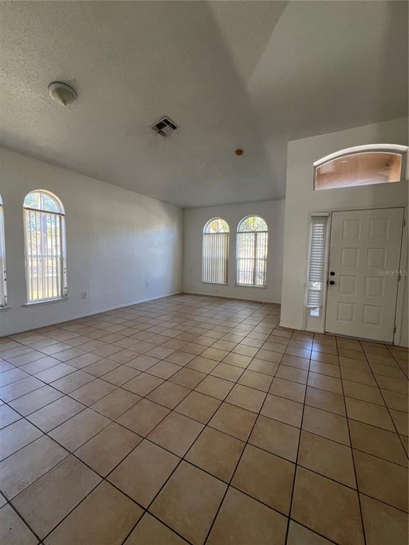 Building Photo - 617 Lake Biscayne Way