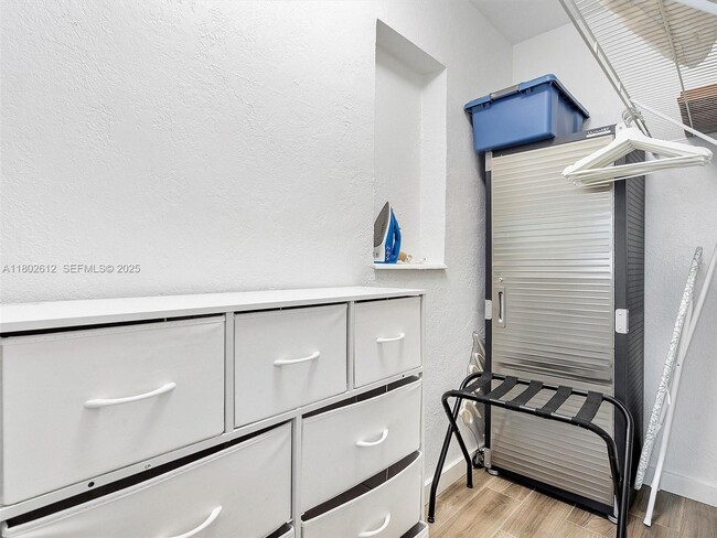 Building Photo - 300 SW 23rd St